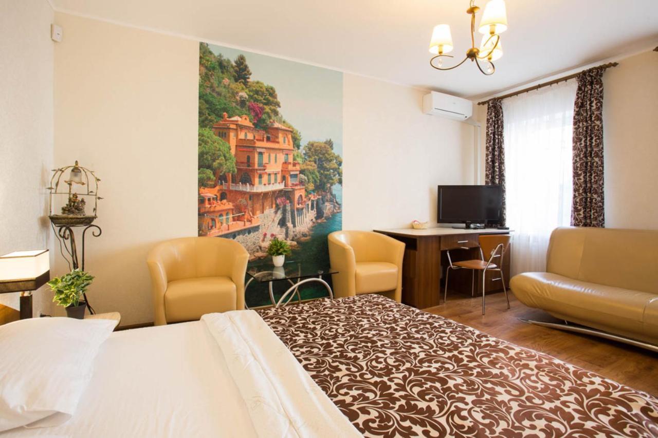 Excellent Studio Apartment In The Center - Kravtsova Lane 13B ハルキウ エクステリア 写真