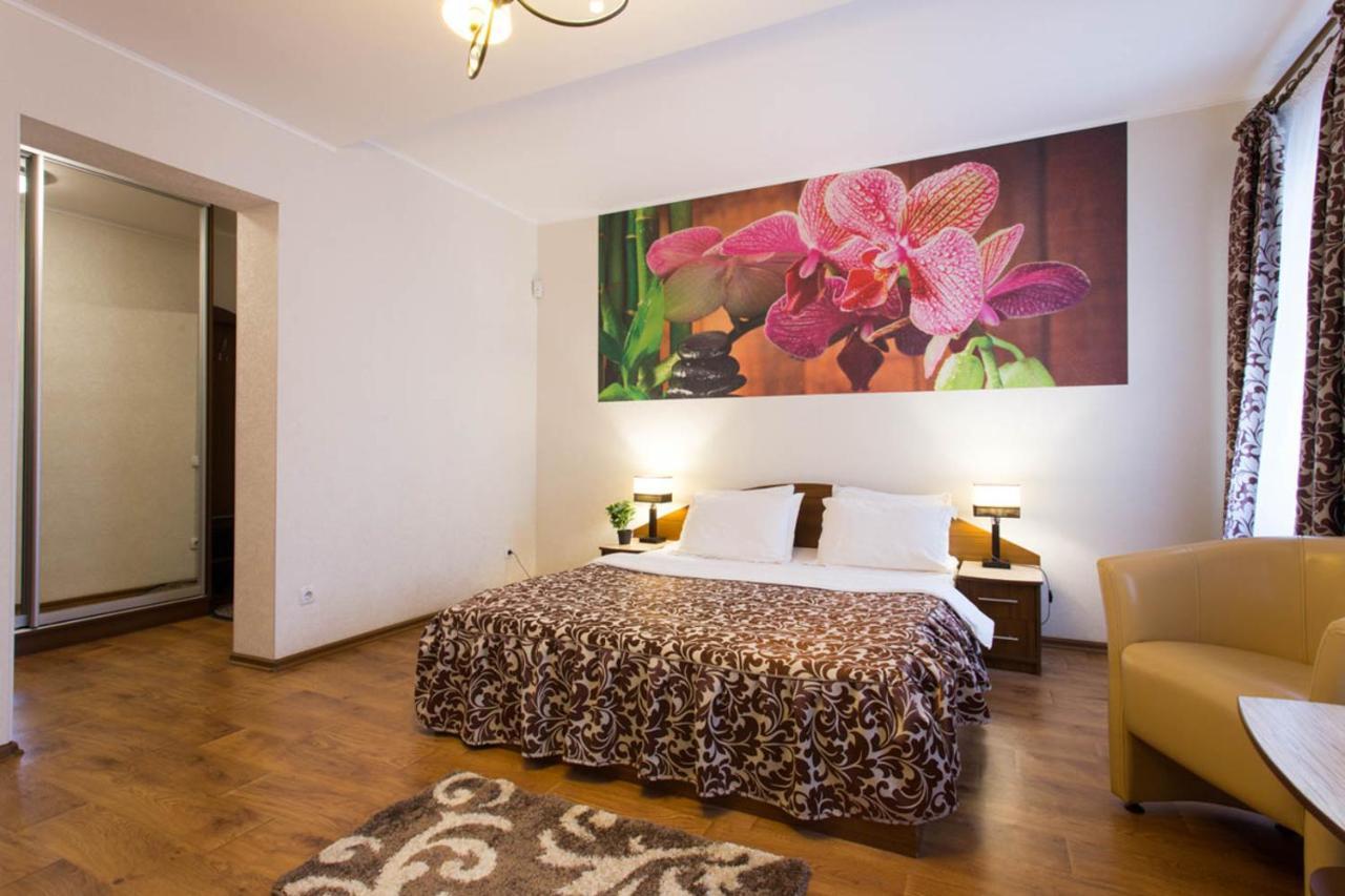 Excellent Studio Apartment In The Center - Kravtsova Lane 13B ハルキウ エクステリア 写真