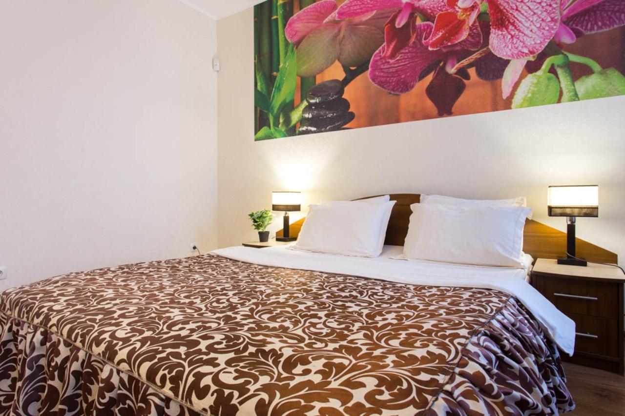 Excellent Studio Apartment In The Center - Kravtsova Lane 13B ハルキウ エクステリア 写真