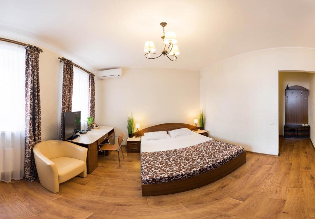 Excellent Studio Apartment In The Center - Kravtsova Lane 13B ハルキウ エクステリア 写真