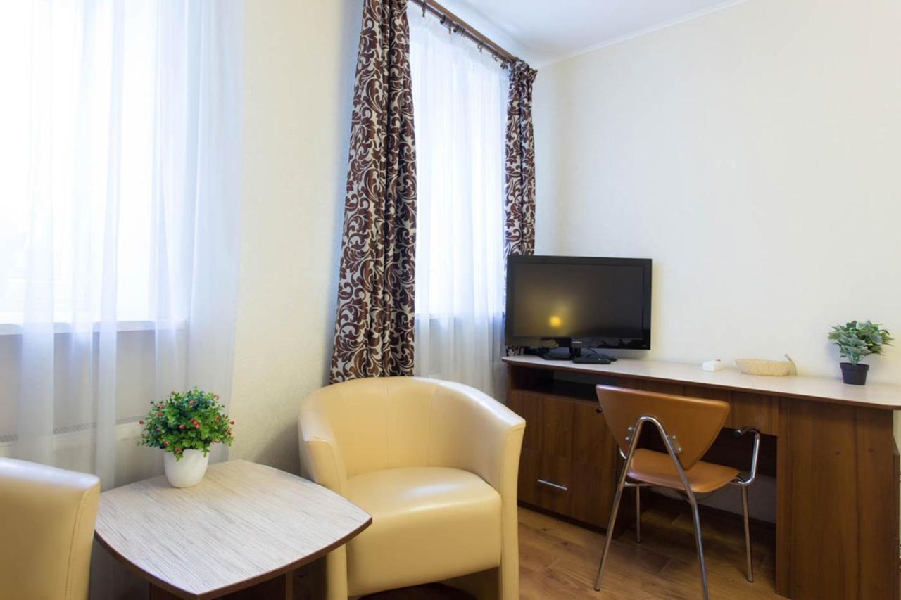 Excellent Studio Apartment In The Center - Kravtsova Lane 13B ハルキウ エクステリア 写真