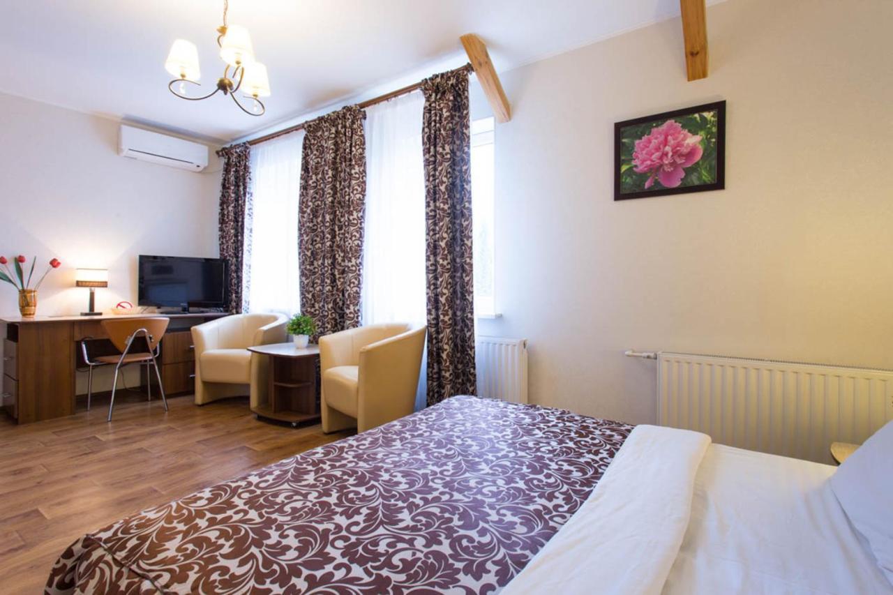 Excellent Studio Apartment In The Center - Kravtsova Lane 13B ハルキウ エクステリア 写真