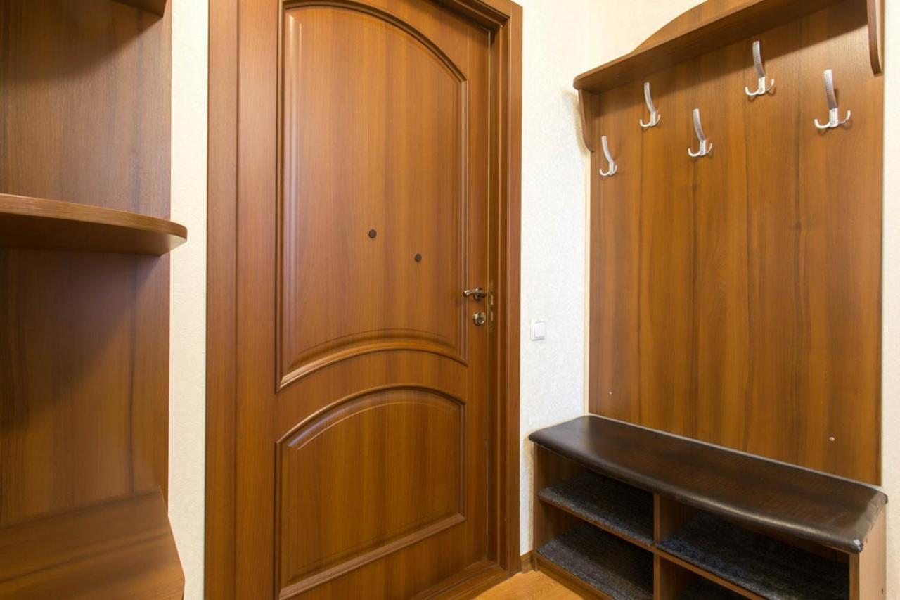 Excellent Studio Apartment In The Center - Kravtsova Lane 13B ハルキウ エクステリア 写真